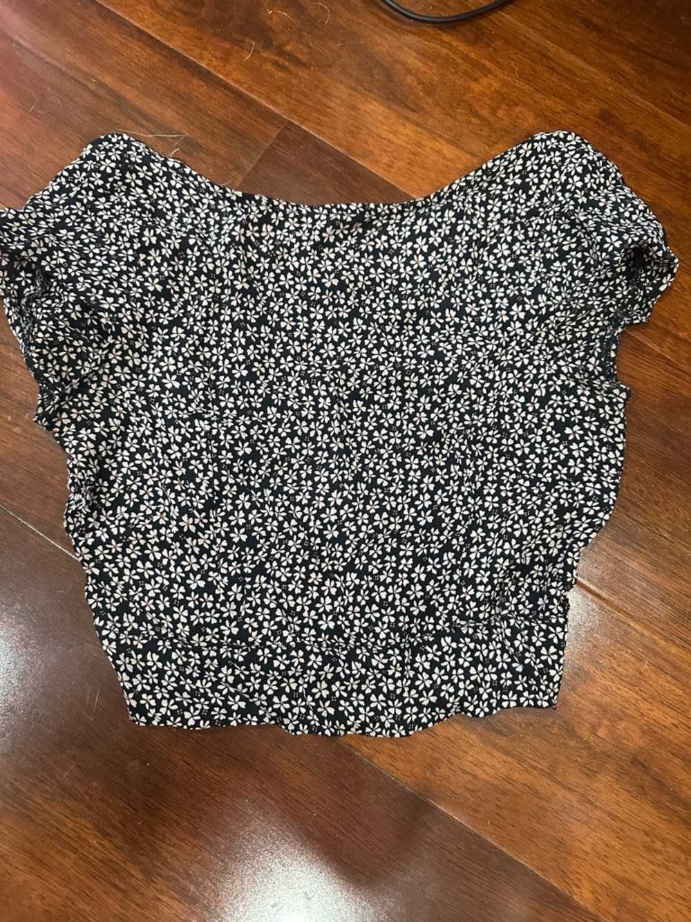 Black and White Floral Women’s Crop Top